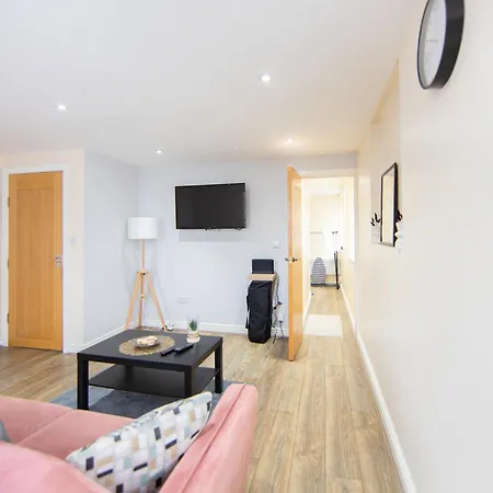 Cosy One Bedroom Flat - Fantastic Location * Leeds (West Yorkshire)
