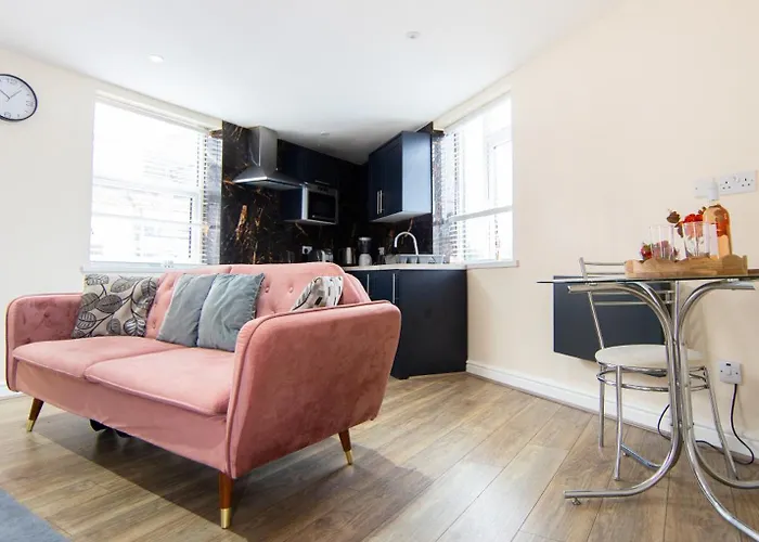 Cosy One Bedroom Flat - Fantastic Location